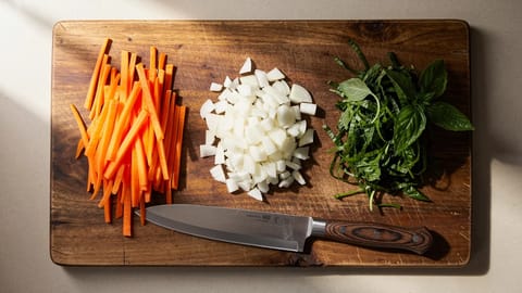 Types of knife cuts: the complete guide for home cooks